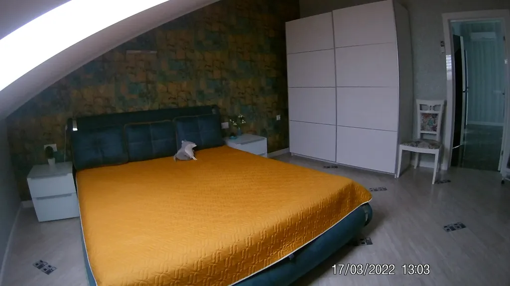 Двухуровневая квартира в тихом месте