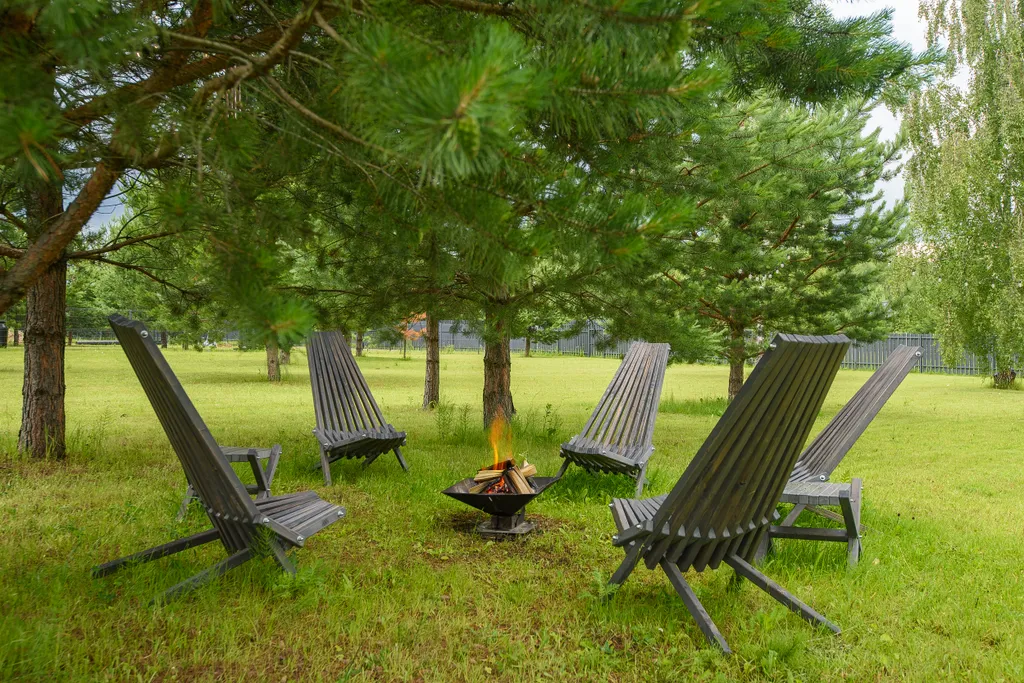 Просторный уютный эко дом на участке с соснами