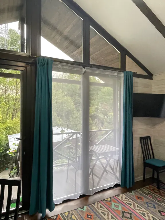 Коттедж Дом- шале с видом на лес — Сочи