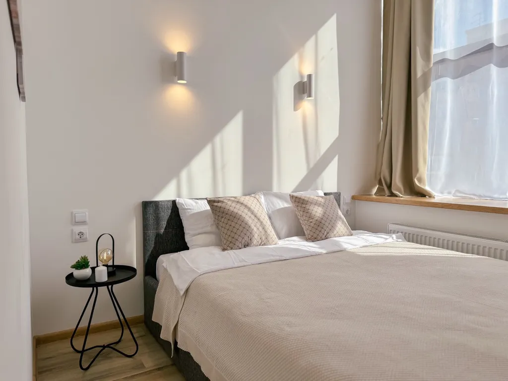 А.В. Апартаменты БЦ Аметист