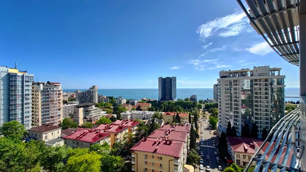 Красивая квартира с видом на море