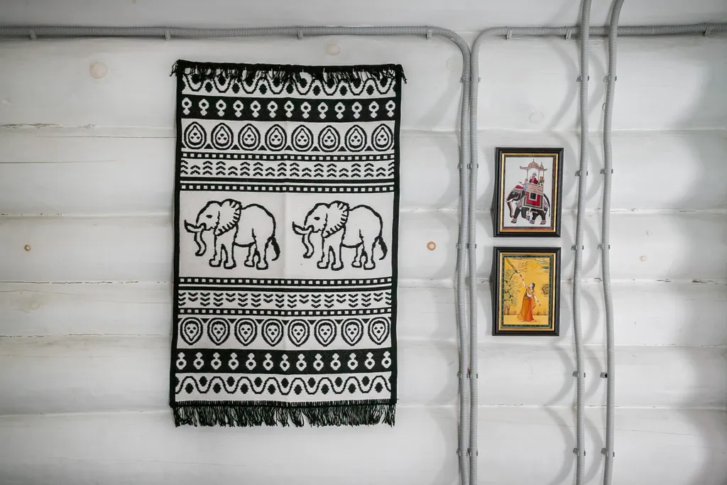 Коттедж Гостевой дом Дели в Кикино на Веле с балконом и русской печкой — Кикино