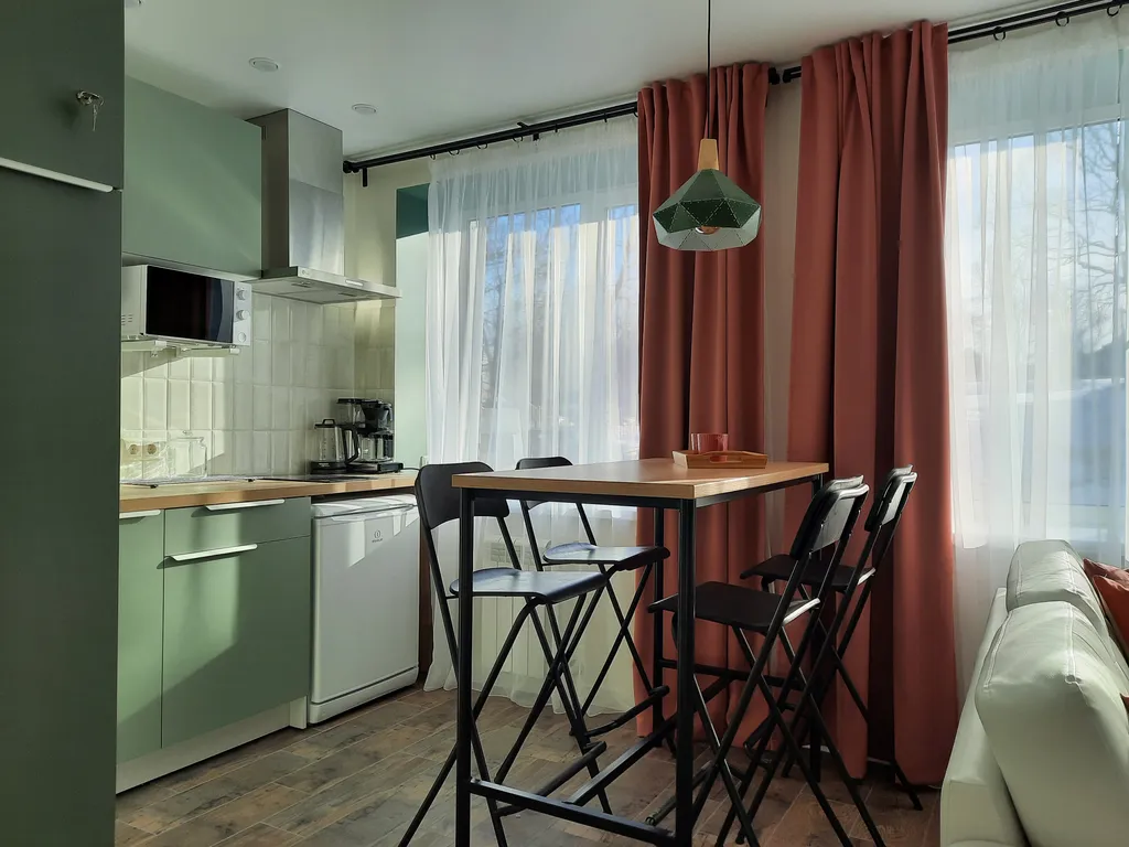 Студия на Южном Валу