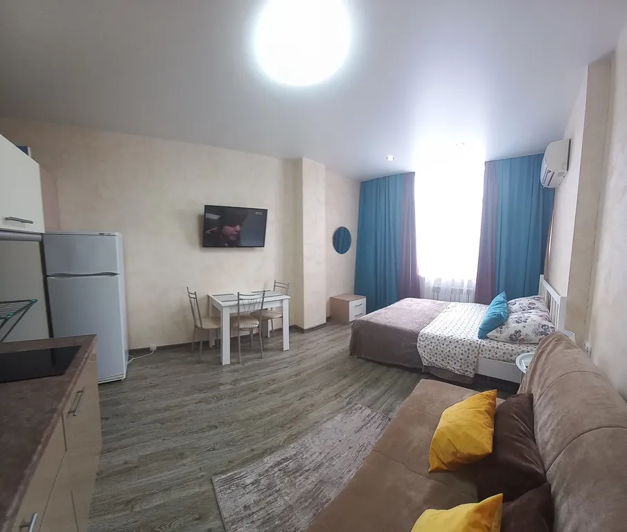 Квартира Уютная студия в тихом районе, вблизи Зимнего театра — аренда посуточно в Сочи