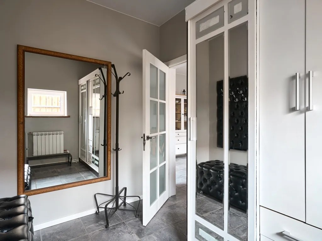 Коттедж с бассейном и баней