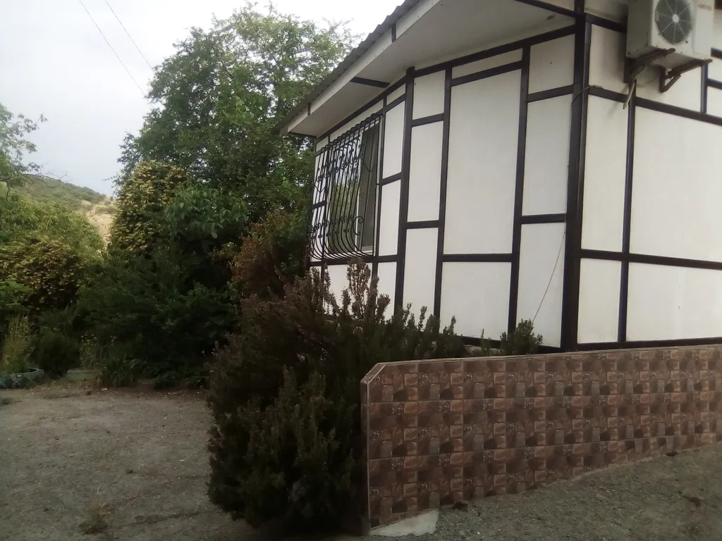 Коттедж Гостевой домик — аренда посуточно в Малореченское