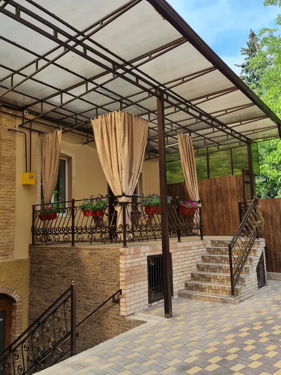 Квартира Апартамент в центре парка — аренда посуточно в Ессентуки