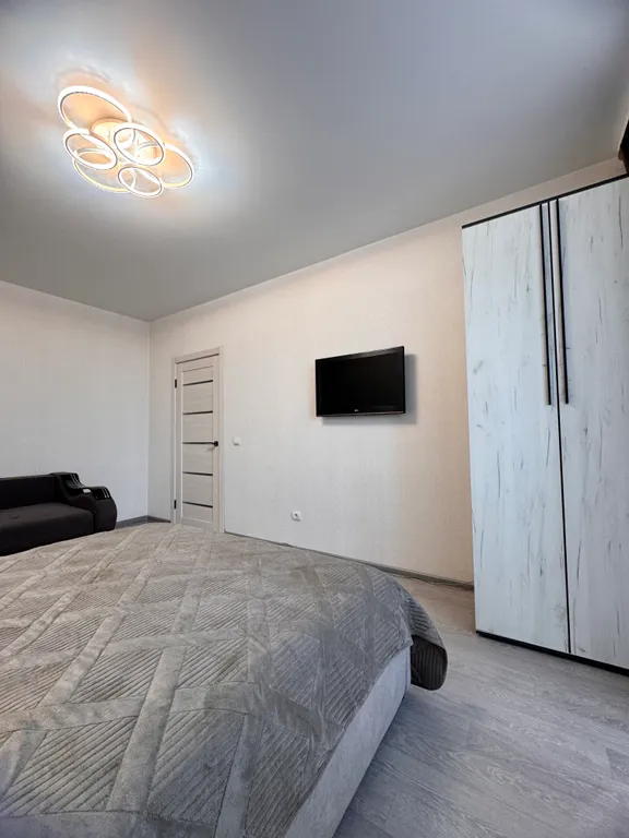 Просторная , уютная, с шикарным видом на Китай и ночной город