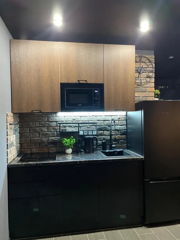 Однокомнатная квартира-студия с дизайнерским ремонтом