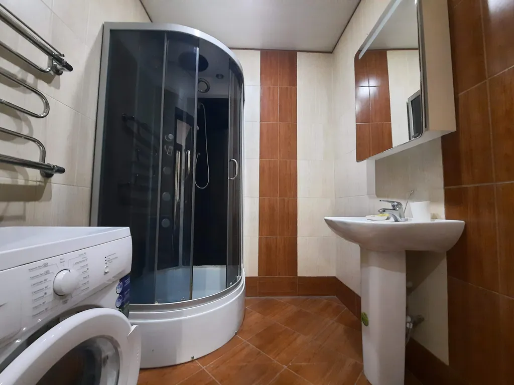 Рядом с метро Новокосино