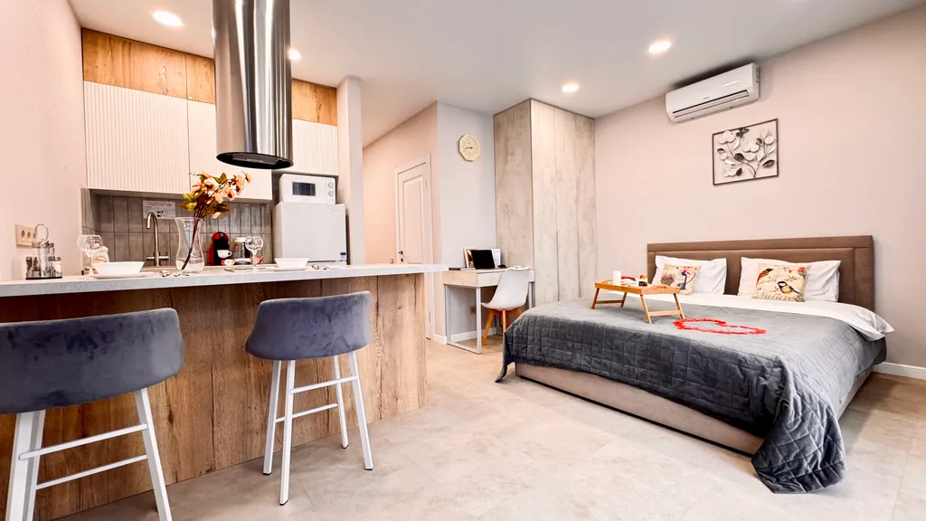 Квартира Апартаменты люкс в авторском квартале в центре города — Тюмень
