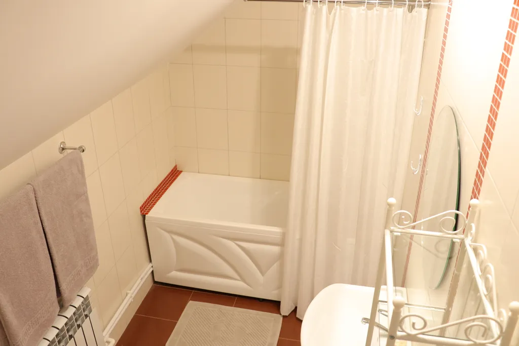 4-комнатный Дом