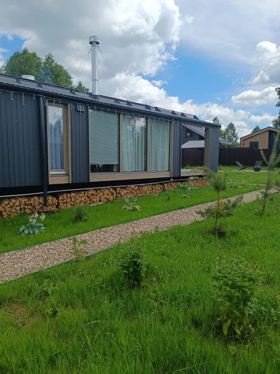 Коттедж Дом с панорамными окнами и печью для семейного отдыха, отдыха с детьми — Семеновское