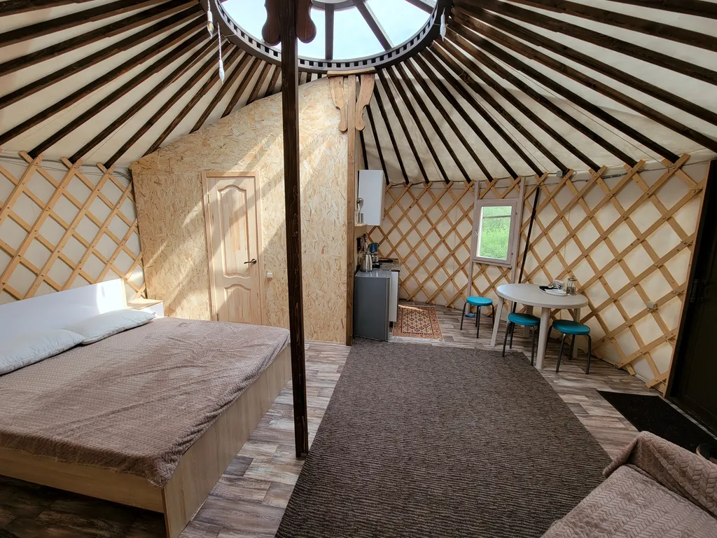 Коттедж Дом- юрта в горах — Сухум