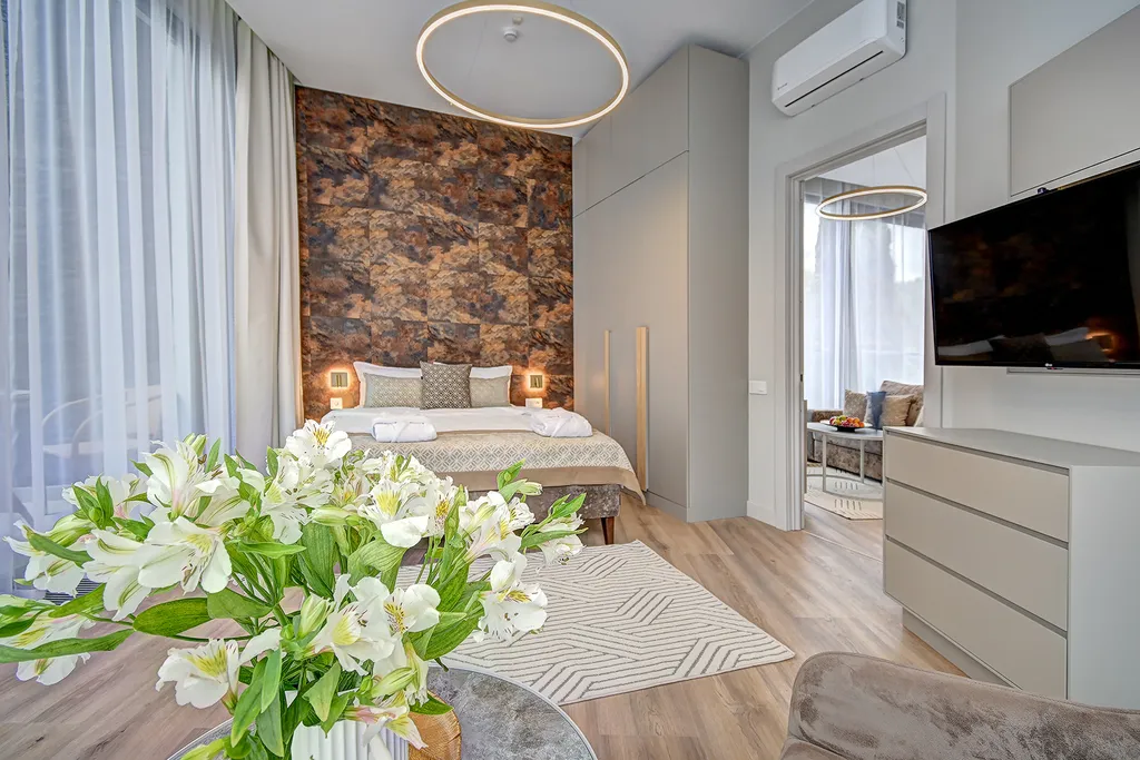 Апартаменты Люкс, Лучезарный на первой береговой линии