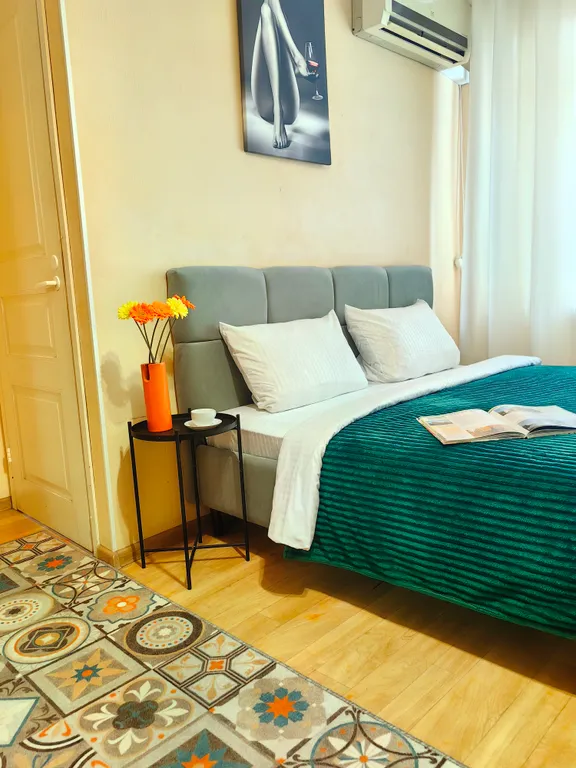 Апартамент возле Ворошиловского ТЦ