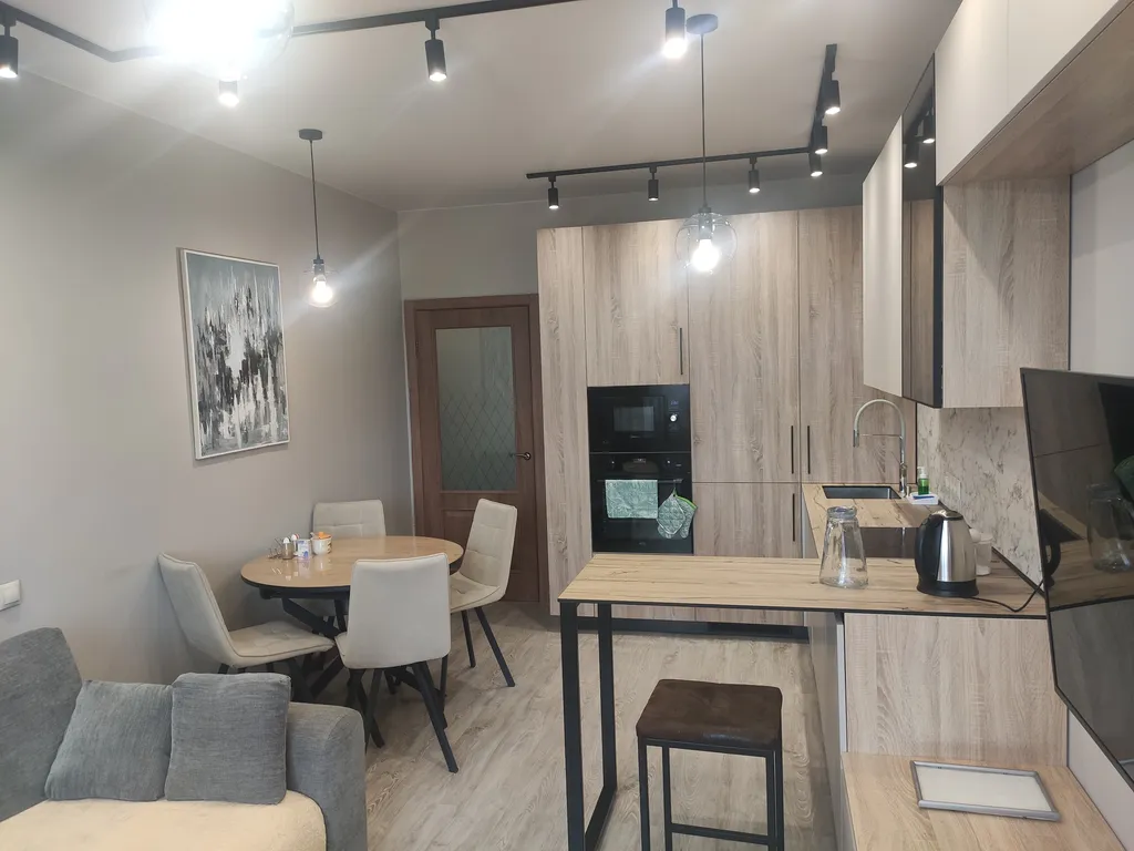 Уютная двухкомнатная квартира в спальном районе