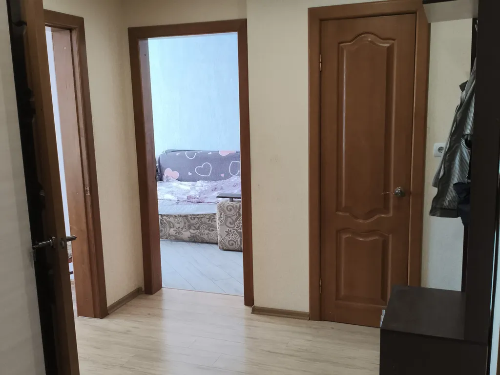 Чистая просторная двушка