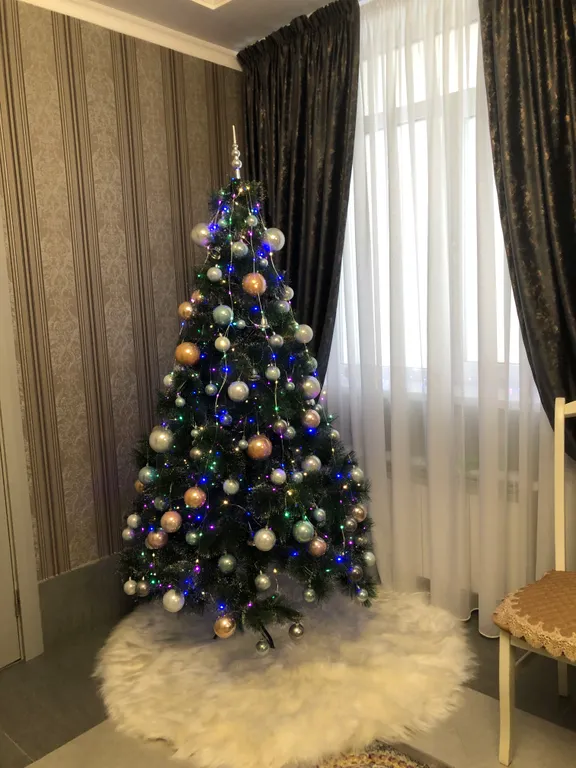 Трёхкомнатная квартира с евроремонтом в новом двухэтажном здании