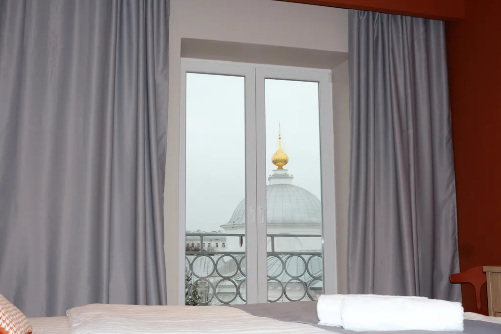 Квартира NiceAparts - стильная квартира в центре с видом на Казанский собор — Ярославль