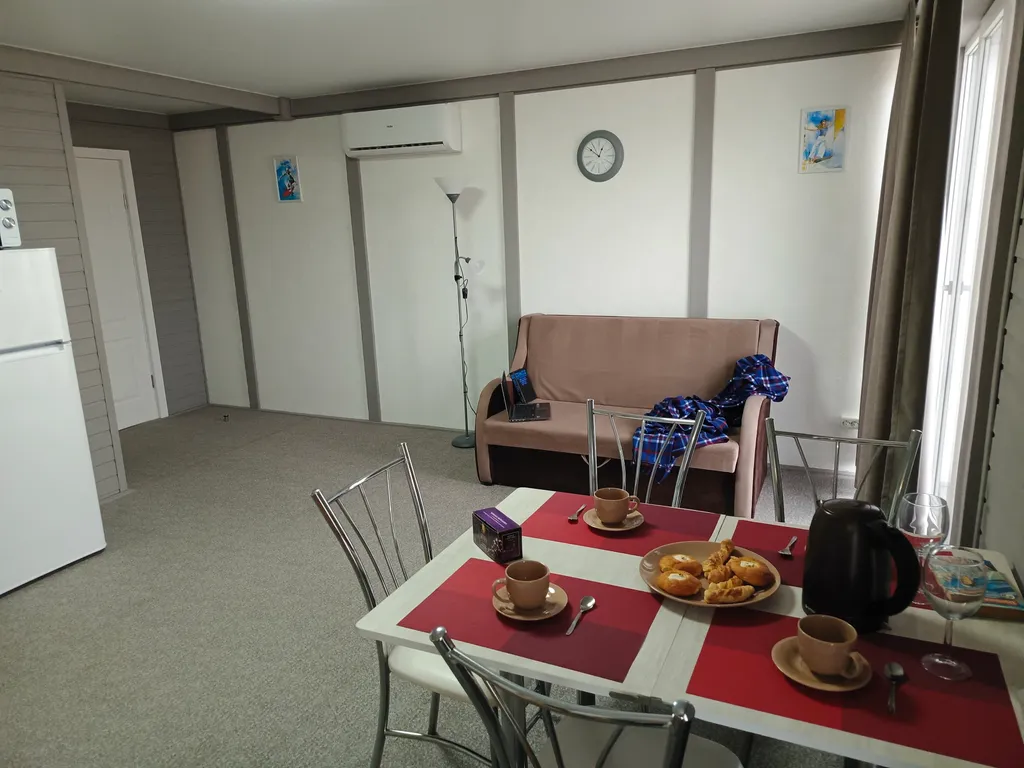 Дом с террасой и видом на море