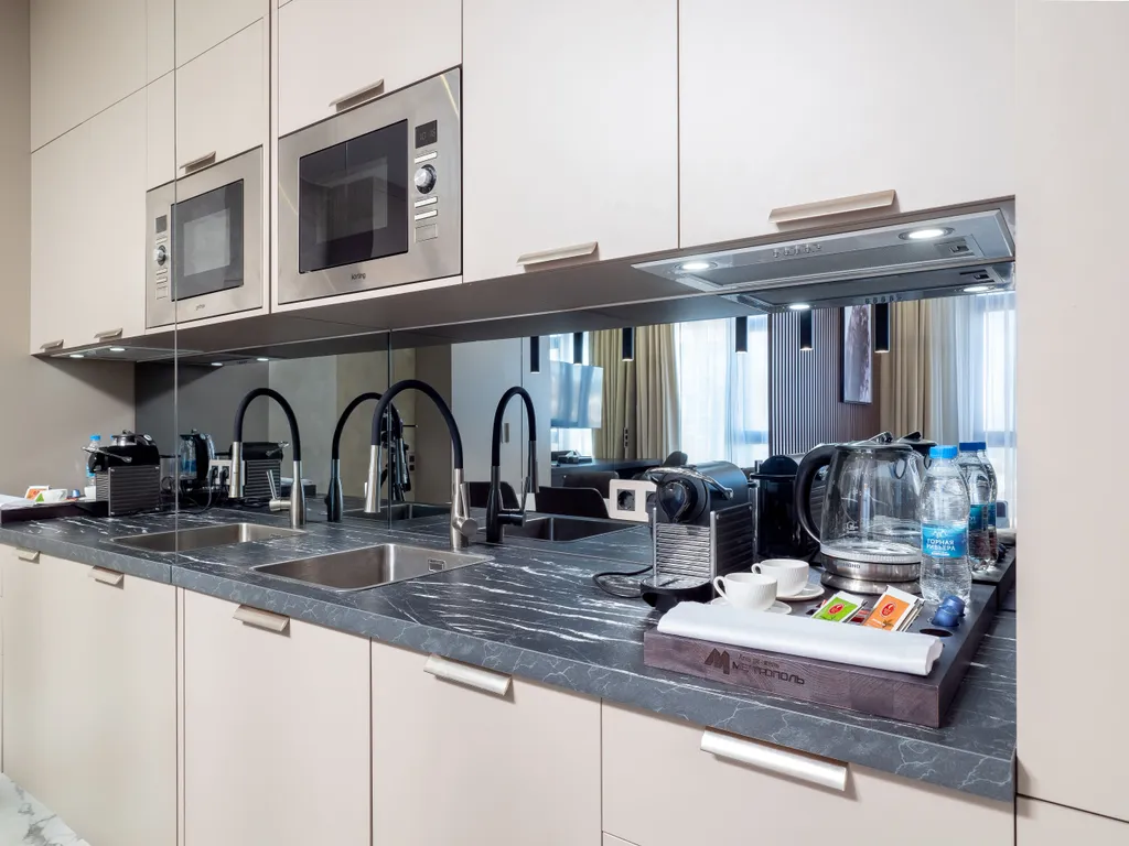 Апартаменты с красивым панорамным видом на  город и море