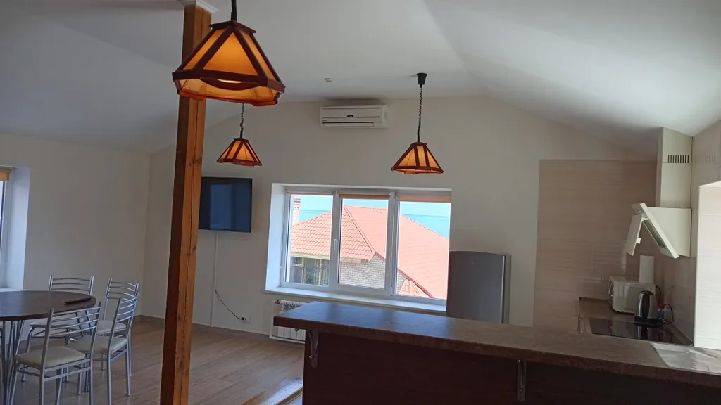 Трёхкомнатная квартира с панорамным видом на море и горы