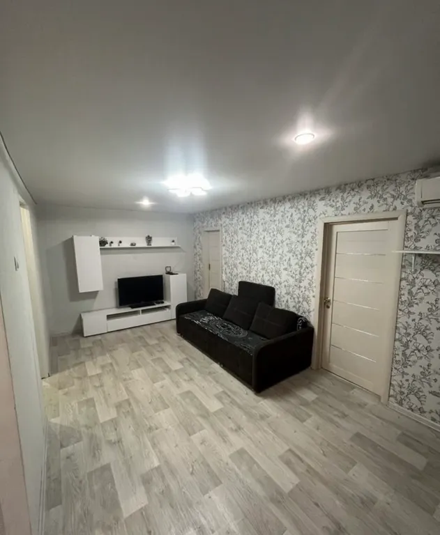 Квартира рядом с парками, торговый центр, кафе, близко метро, и транспорт — аренда посуточно в Самара