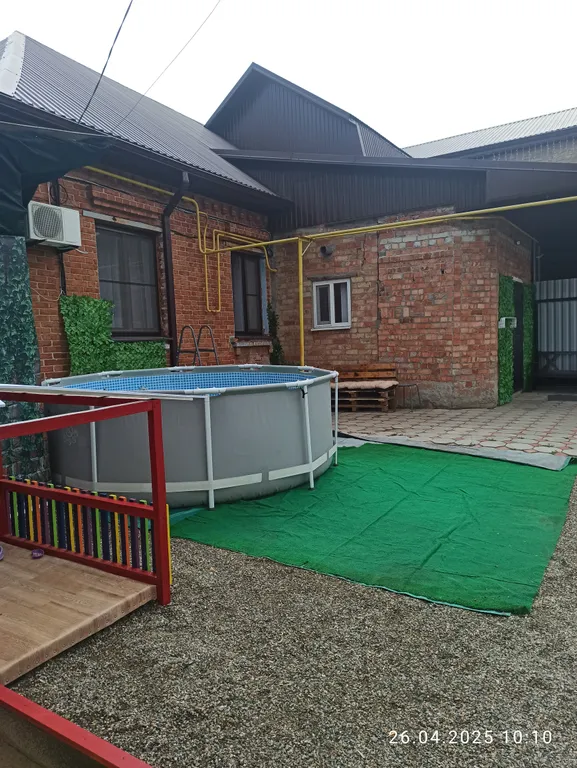 Коттедж Частный дом без хозяев — Ейск