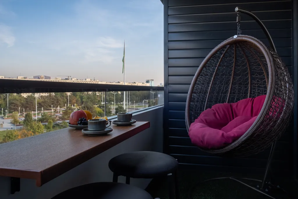 Современная студия с панорамой Tashkent City