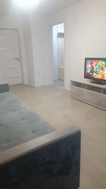 Квартира с новой мебелью и техникой