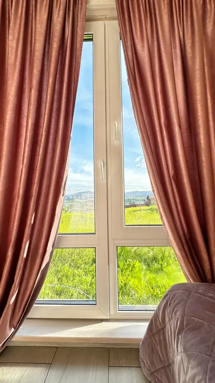 Дом баня с видом на город