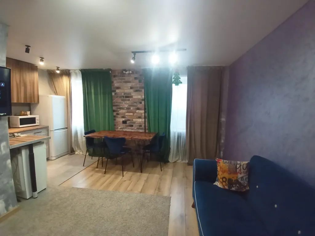 Отличная квартира возле жд вокзала и авиацентра