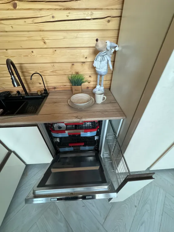 Коттедж в окружении леса десять минут на машине до южного склона