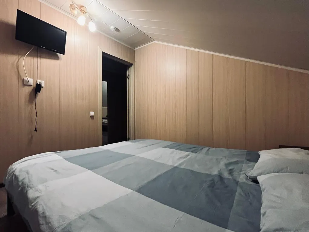 Коттедж Домики у озера Красно село — Красное Село