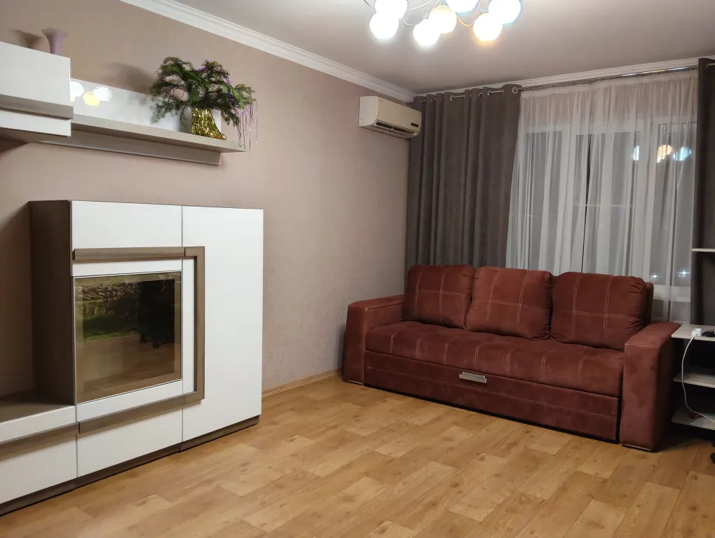 Семейная трёхкомнатная квартира на въезде в город — аренда посуточно в Саратов