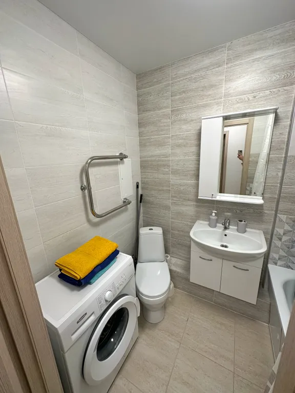 Лазурная - современная 1-комнатная квартира в ЖК Чистые пруды