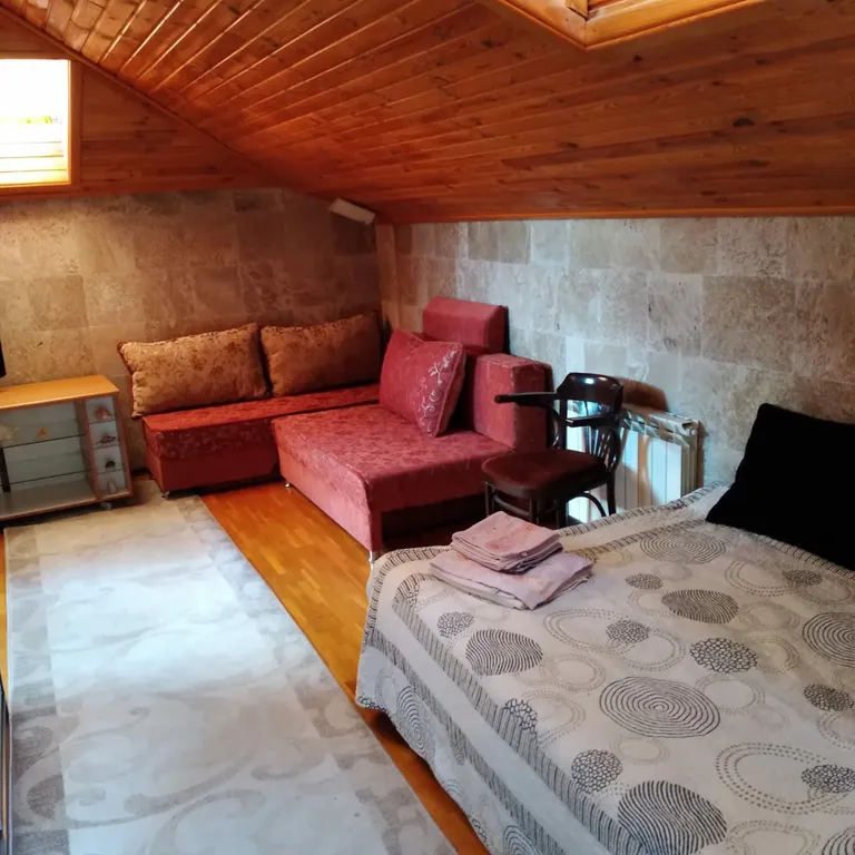 1-комнатная Квартира — аренда посуточно в Ялта