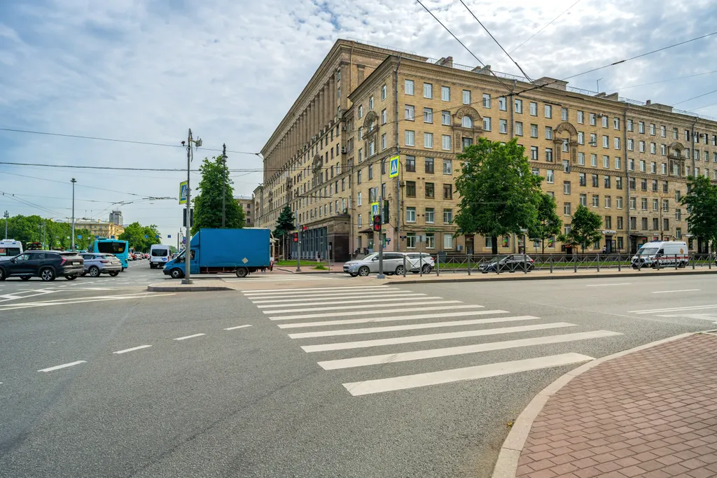 3-комнатная квартира с видом на Московскую площадь