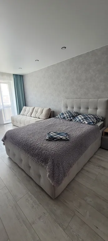 Уютная квартира в центре города с новым дизайнерским ремонтом — аренда посуточно в Железногорск