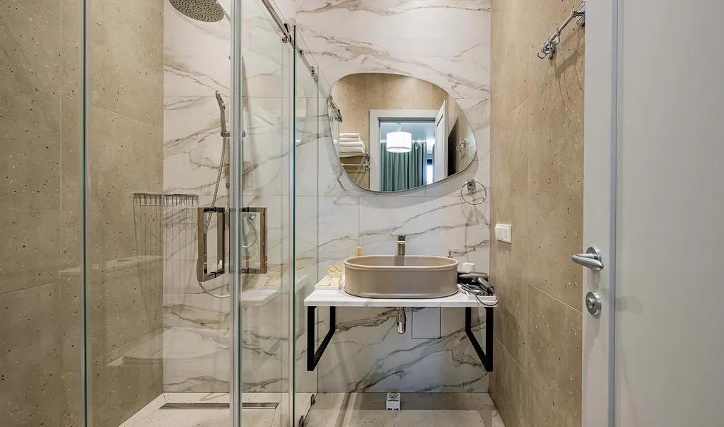 Комфорт панорама сад с террасой