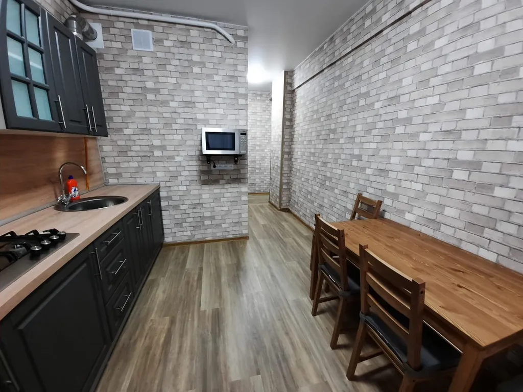 Большая однокомнатная квартира в центре города