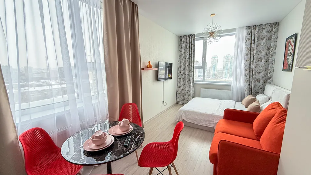 Студия на высоком этаже