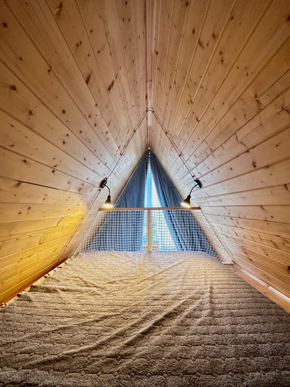 Уютный домик A-Frame