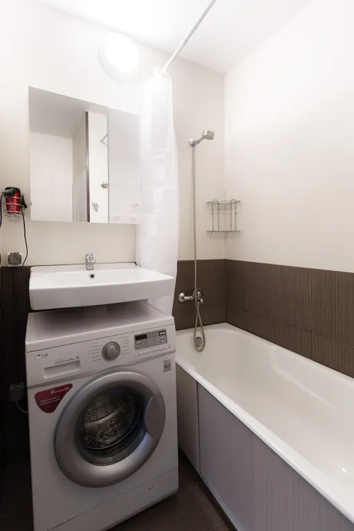 Апартаменты вблизи Dana Mall в комфортабельном районе Новая Боровая