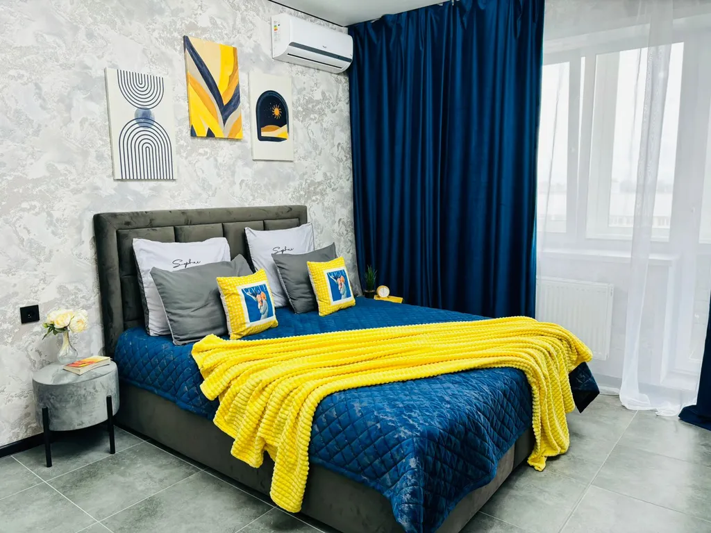 Квартира Стильная студия с красивым видом на город — аренда посуточно в Владимир