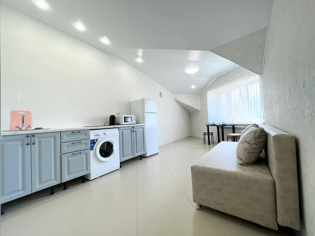 Комфортабельная 2-к квартира в новом доме в центре