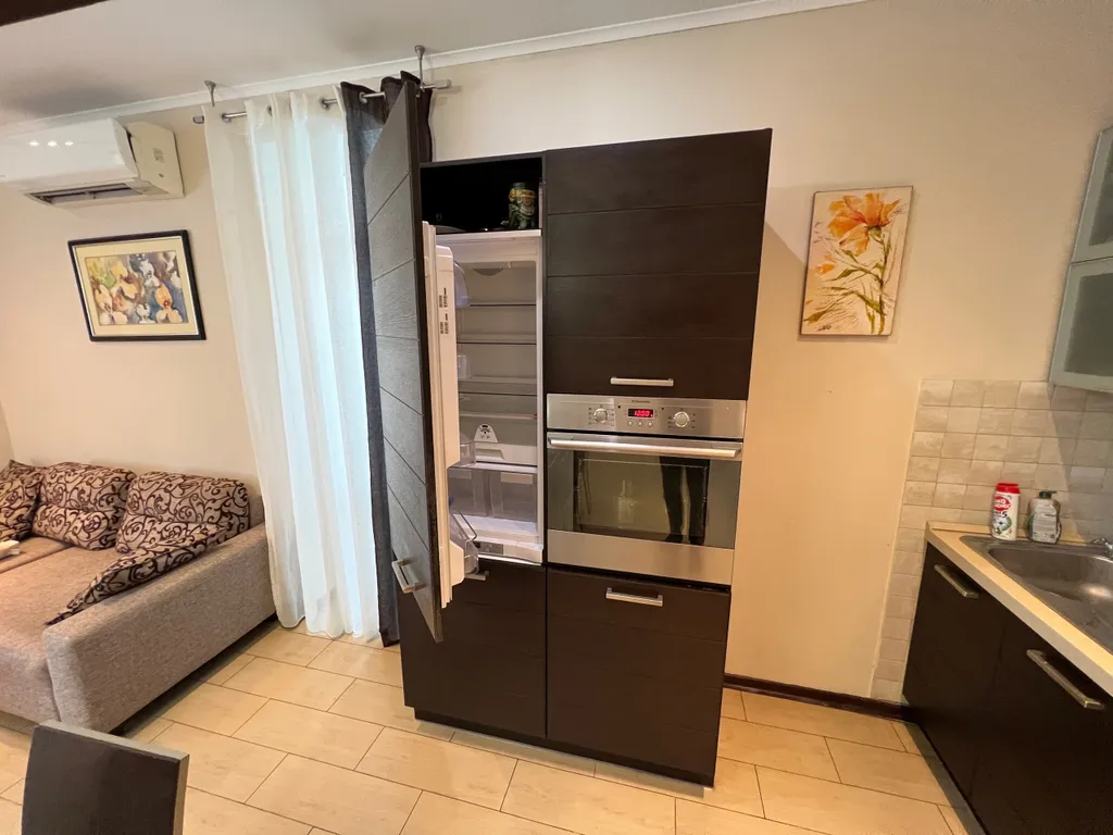 Просторная двухкомнатная квартира в элитном доме