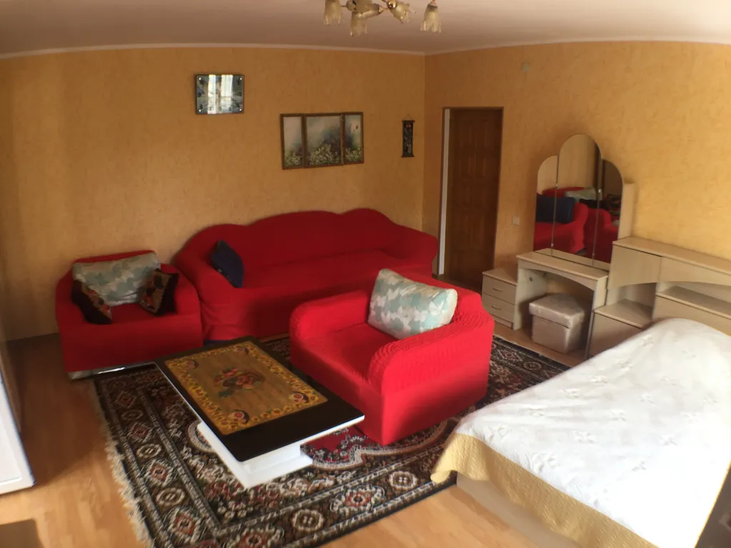 Просторный и уютный семейный номер с лоджией у моря