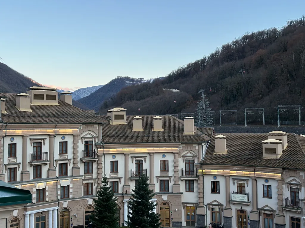 Современная просторная квартира в центре Красной Поляны